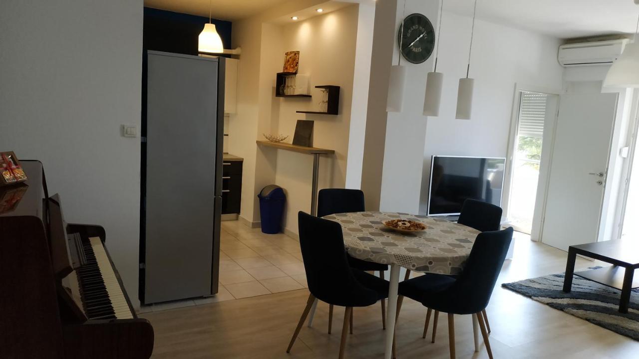 Apartman Katnic By The Beach Crikvenica Εξωτερικό φωτογραφία